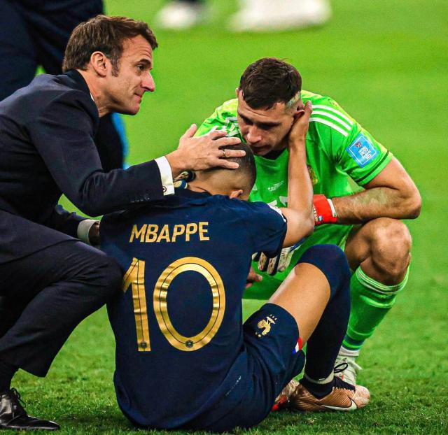 1676081531948002384.jpeg FoocEjlXEBAZTdT.jpeg