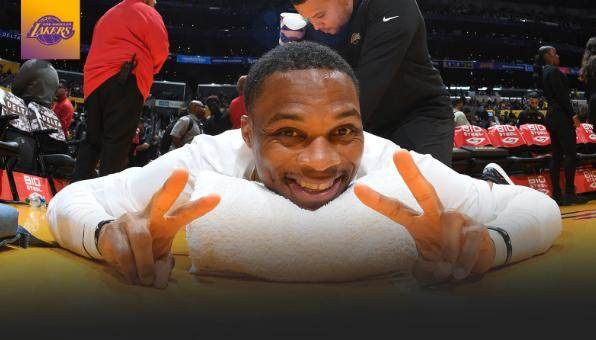 九游app-流言汇总:韦少或将被买断 篮网有意补强安抚KD